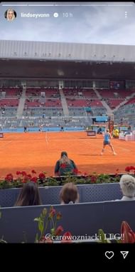 Vonn cheers for Caroline Wozniaki